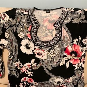 White House black market. Tunic style. Great with leggings